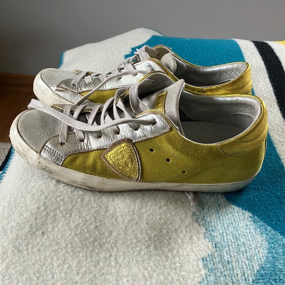 Preloved Philippe Model sneakers! 💛 - Picture 11 of 15